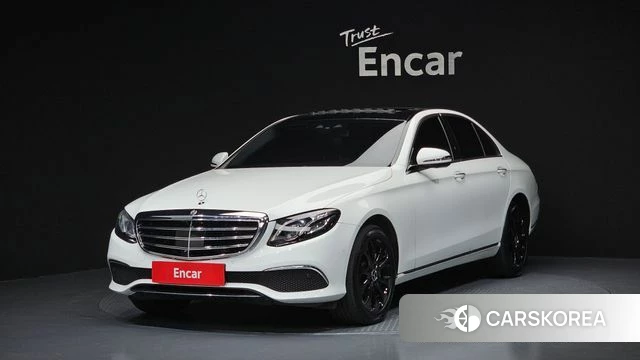Mercedes-Benz E-Class W213 2020 Белый из Кореи