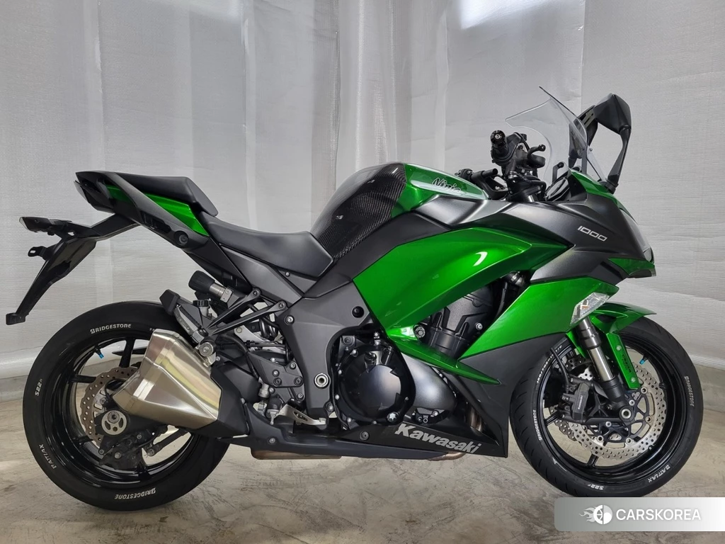 Проданный Kawasaki NINJA 1000 2018 из Японии