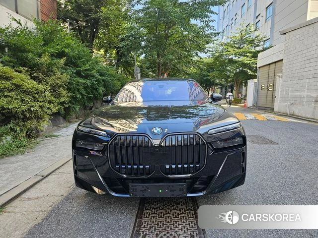 BMW 7 Series (G70) 2025 Черный из Кореи
