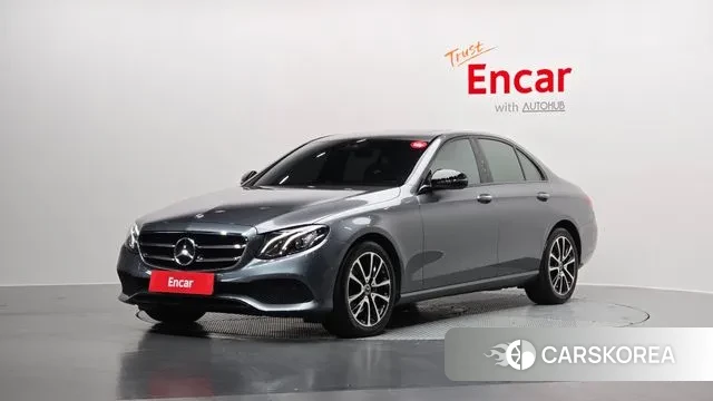 Mercedes-Benz E-Class W213 2020 Серый из Кореи