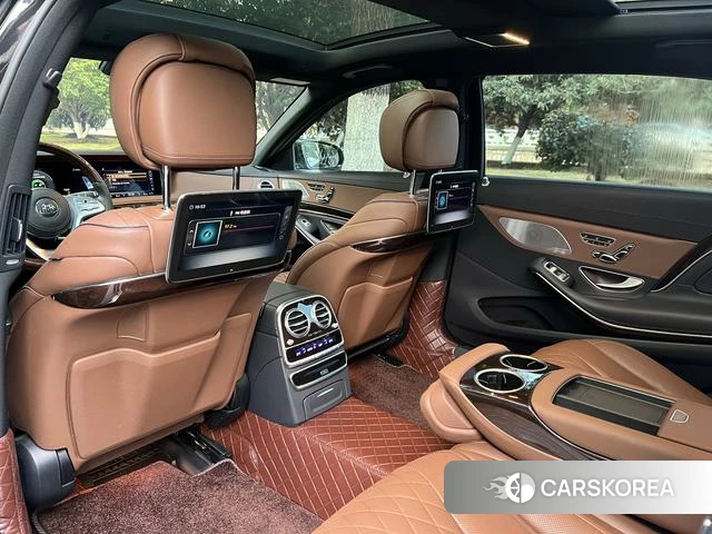 Mercedes-Benz Maybach S-class 2019 Черный из Китая