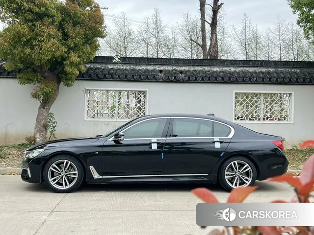 BMW 7 series 2018 Черный из Китая