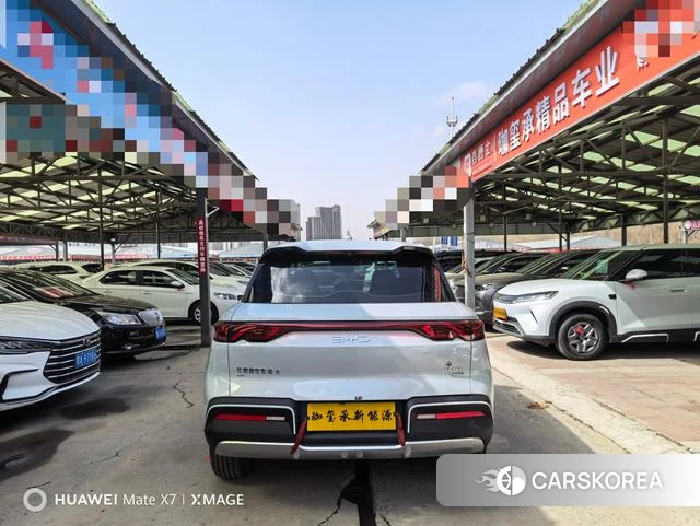 BYD Yuan UP 2025 Белый из Китая