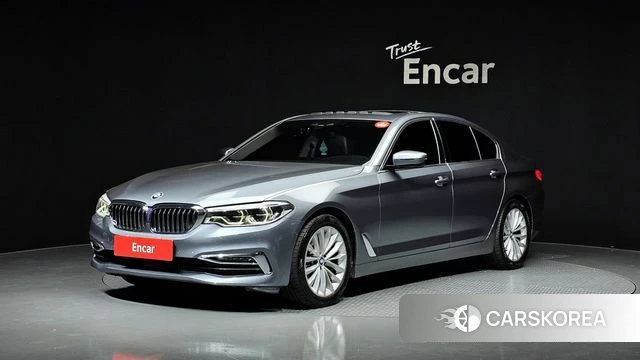 BMW 5 Series (G30) 2019 Цвет галактики из Кореи