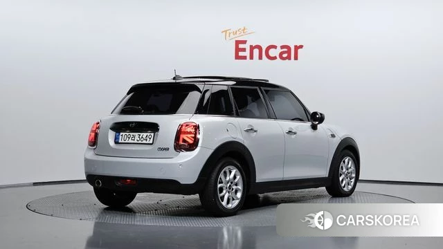 Mini Cooper 2021 Серебристо-серый из Кореи