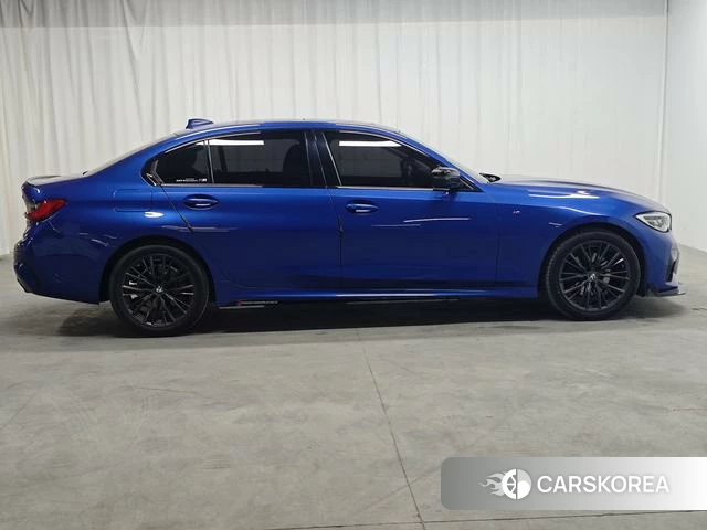 BMW 3 series 2020 Синий из Китая