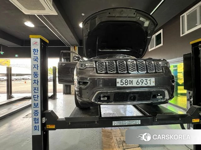 Jeep Grand Cherokee 2019 Серый из Кореи