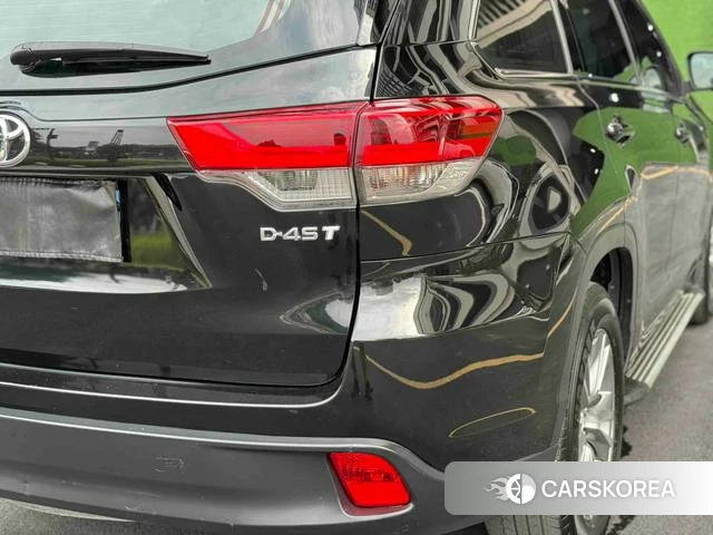 Toyota Highlander 2020 Черный из Китая