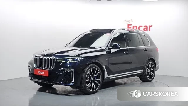 BMW X7 (G07) 2021 Черный из Кореи