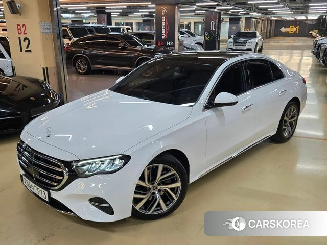 Mercedes-Benz E-Class W214 2024 Белый из Кореи