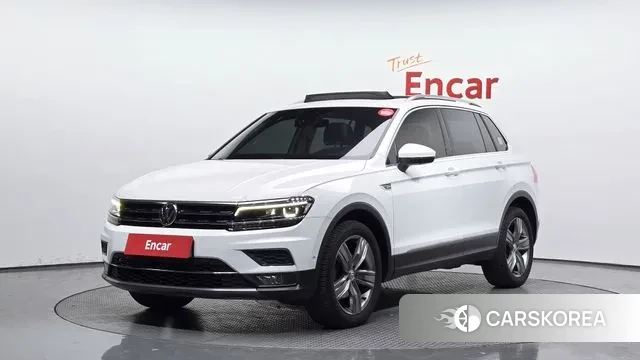 Volkswagen Tiguan second Generation 2018 Белый из Кореи