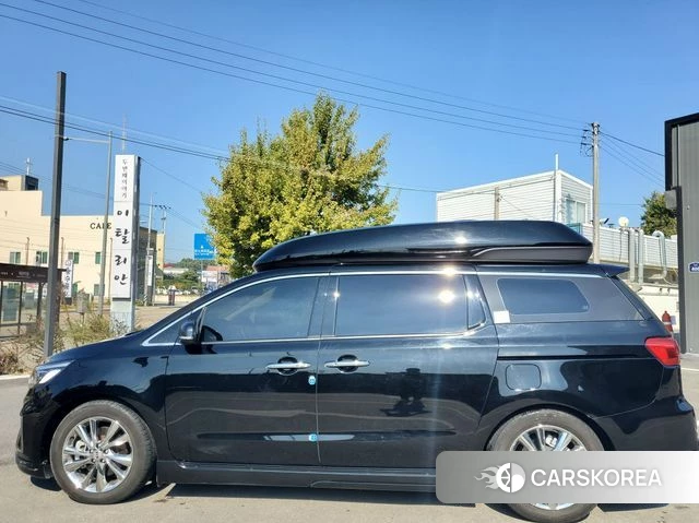 Kia The New Carnival 2018 Черный из Кореи