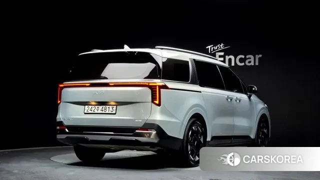 Kia The New Carnival 4th Generation 2024 Светло-серебряный цвет из Кореи