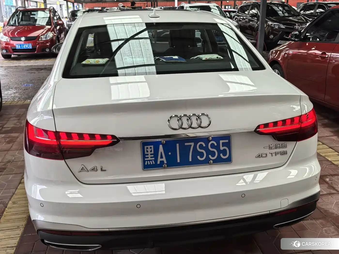 Audi A4L 2023 Белый из Китая