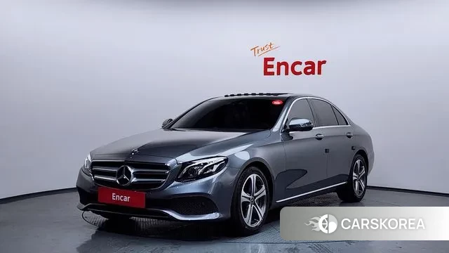 Mercedes-Benz E-Class W213 2018 Серый из Кореи