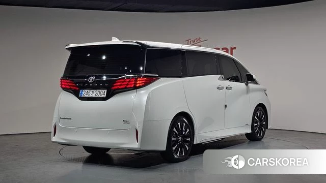 Toyota Alphard 4th Generation 2024 Белый из Кореи