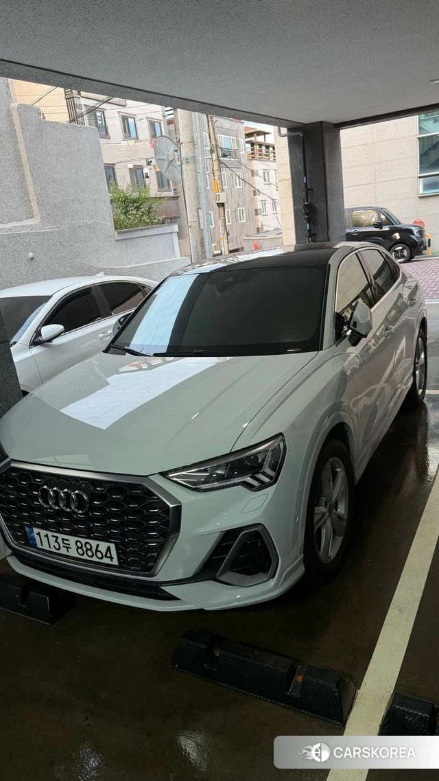 Audi Q3 (F3) 2022 Белый из Кореи