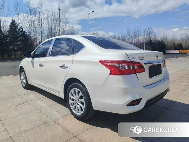 Nissan Xuan Yi 2025 Белый из Китая