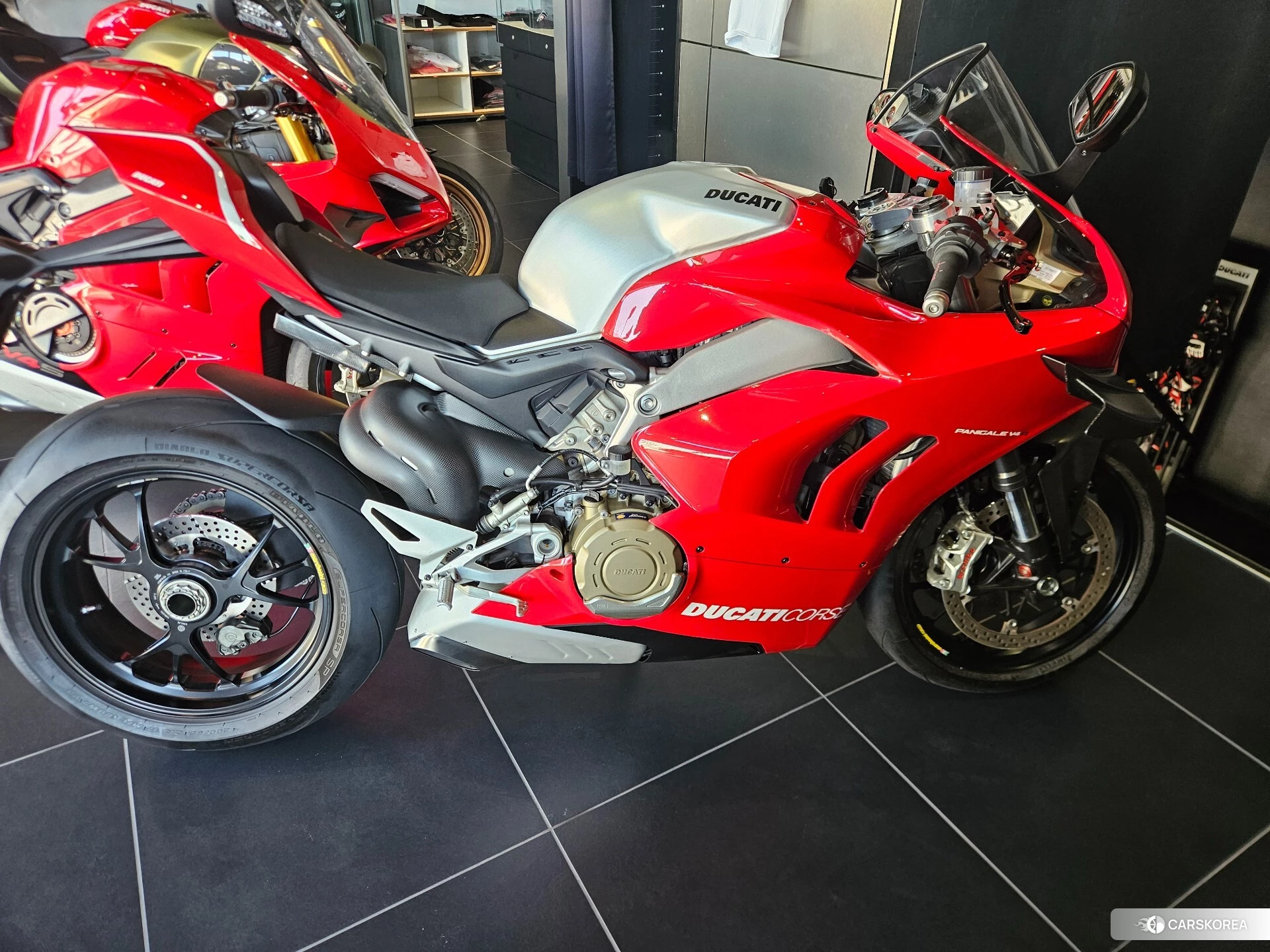 Ducati PANIGALE V4 2019 из Японии, фото 3