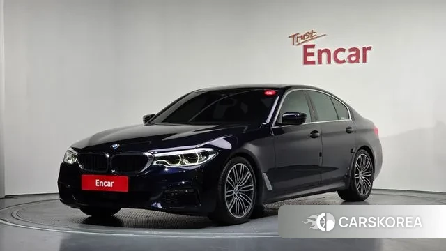 BMW 5 Series (G30) 2019 Черный из Кореи