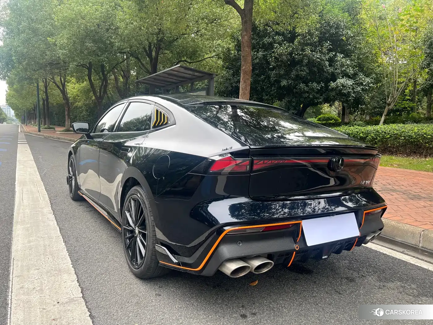 Chang'an UNI-V 2022 Черный из Китая