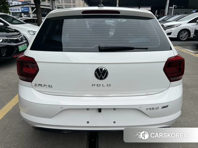 Volkswagen Polo 2022 Белый из Китая