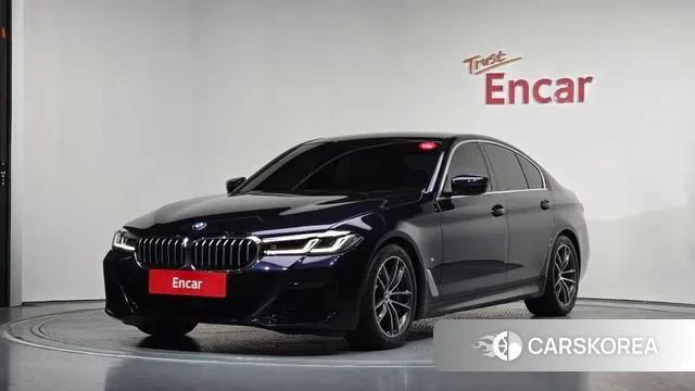 BMW 5 Series (G30) 2023 Черный из Кореи