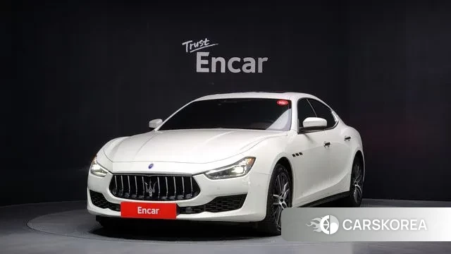 Maserati Ghibli 2020 Белый из Кореи