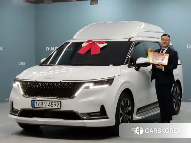 Kia Carnival 4th generation 2022 Белый из Кореи