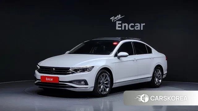 Volkswagen Passat GT (B8) 2022 Белый из Кореи