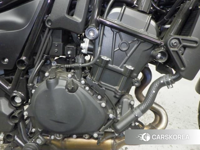 Engine photo