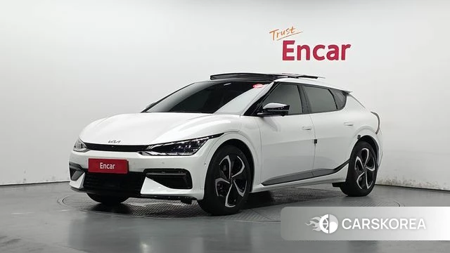Kia EV6 2023 Белый из Кореи