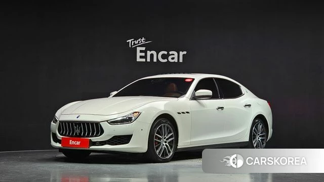 Maserati Ghibli 2018 Белый из Кореи