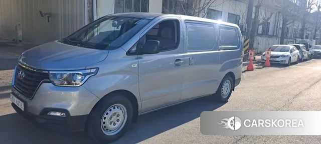 Hyundai The New Grand Starex 2018 Серебристо-серый из Кореи
