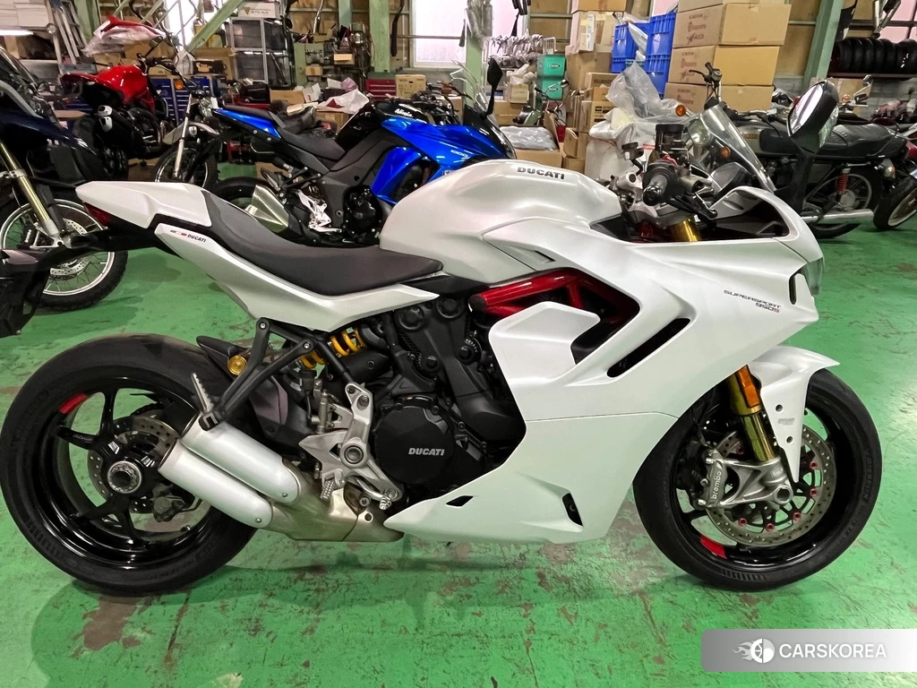 Проданный Ducati SUPERSPORT S 2021 из Японии