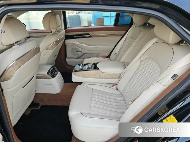 Genesis G90 2020 Черный из Кореи