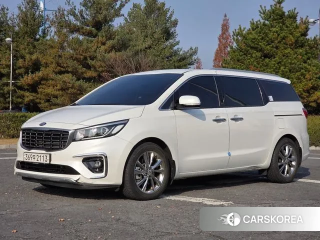 Kia The New Carnival 2019 Белый из Кореи