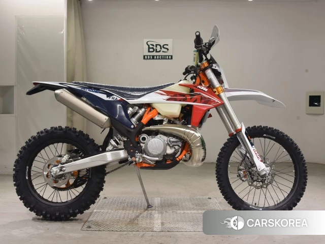 Проданный KTM 250 EXC-F SIX DAYS 2023 из Японии