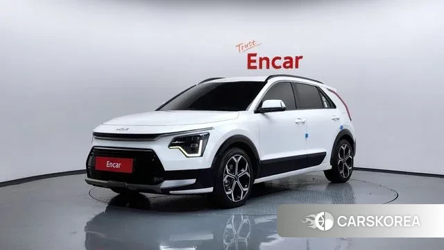Kia Di Ol Nu Niro 2022 Белый из Кореи