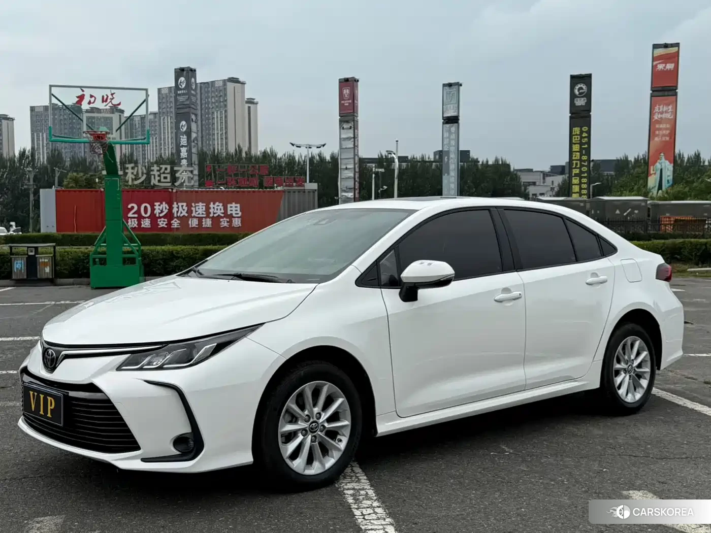 Toyota Corolla 2023 Белый из Китая