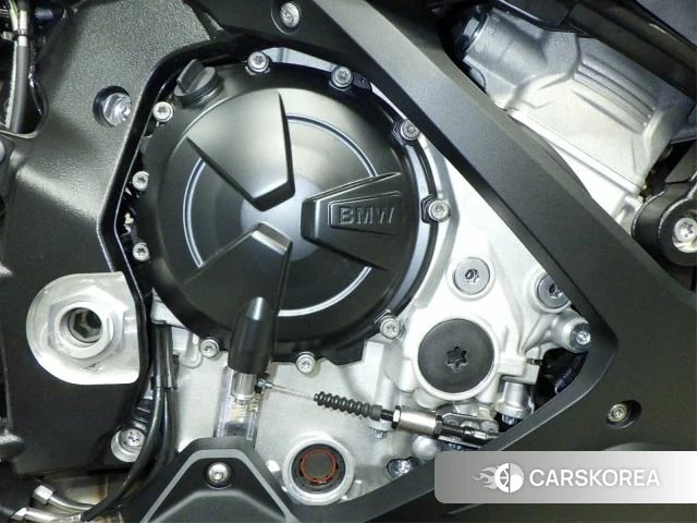 Engine photo