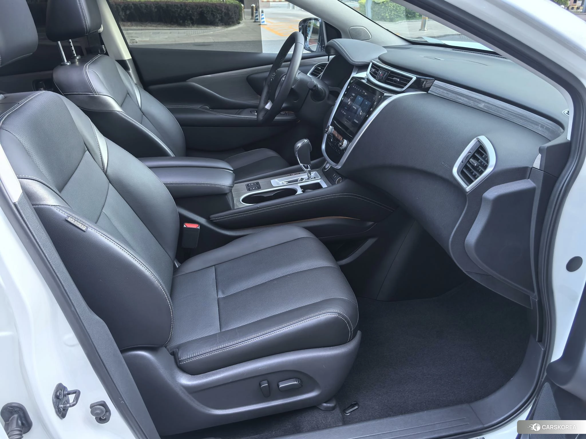Nissan Loulan 2020 Белый из Китая