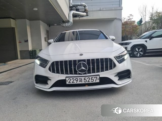 Mercedes-Benz CLS-Class C257 2019 Белый из Кореи