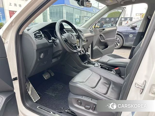 Volkswagen Tiguan L 2018 Белый из Китая