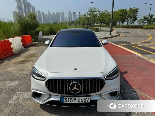 Mercedes-Benz S-Class W223 2024 Белый из Кореи