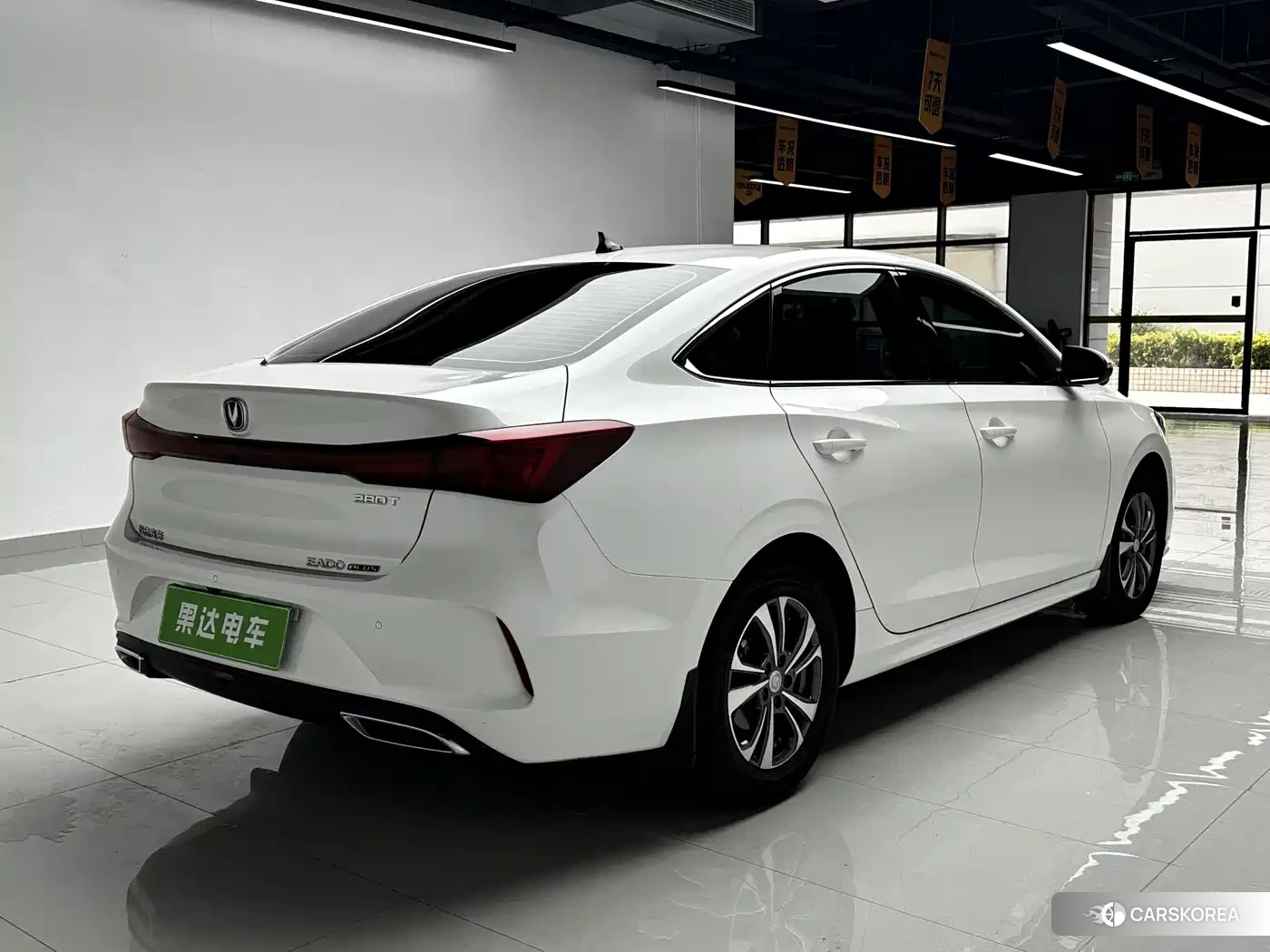 Chang'an Yidong 2024 Белый из Китая, фото 2