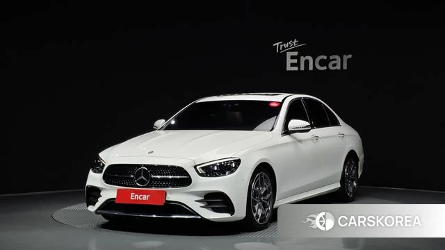 Mercedes-Benz E-Class W213 2021 Белый из Кореи