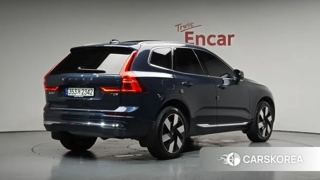 Volvo XC60 second Generation 2024 Синий из Кореи