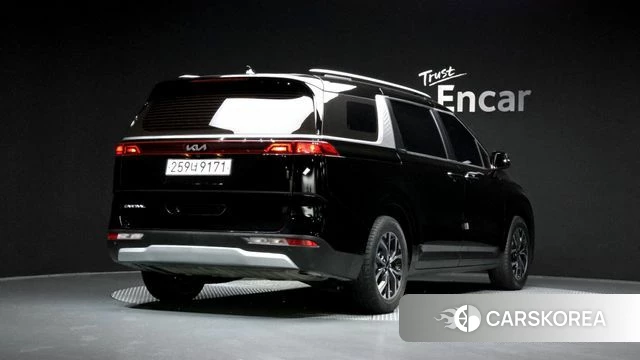 Kia Carnival 4th generation 2023 Черный из Кореи