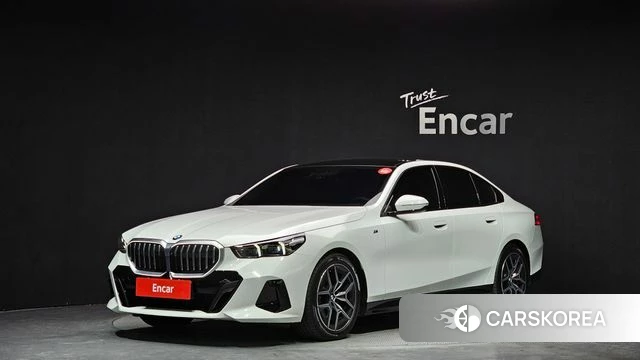 BMW 5 Series (G60) 2025 Белый из Кореи